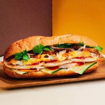 人気No.2 スペシャルバインミー Special Banh Mi