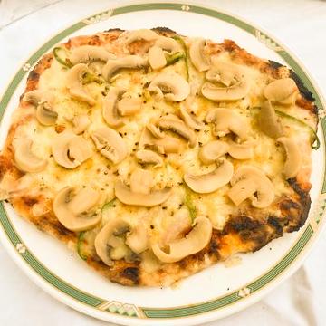Mushroom pizza