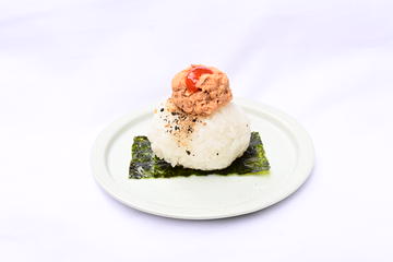 おにぎり(スパイシーツナ)
