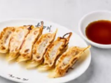 焼き餃子
