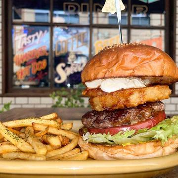 フライドオニオンレッドホットバーガー【FRIED ONION RED HOT BURGER】