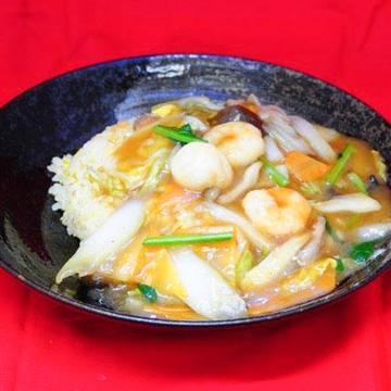 五目あんかけチャーハン
