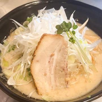 ねぎ豚骨ラーメン