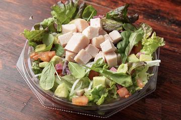 しっとり鶏胸肉のヘルシーチキンサラダ