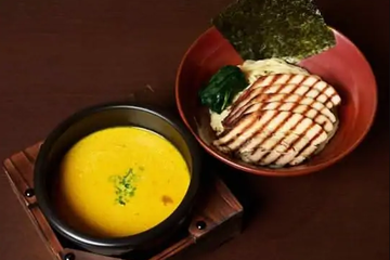 Wチャーシューカレーつけ麺 Double Roast Pork Fillet Curry Dipping Noodles