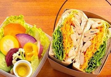 7種野菜のサラダとVeganスパイシーチキンサンドイッチBox