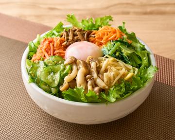 1/2日分の野菜が取れる7種類のナムル ビビンバ Bibimbap with 7 Namul.