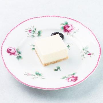 自家製レアチーズケーキ