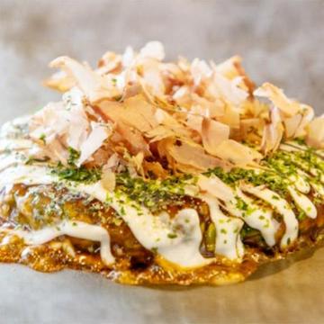 豚キムチお好み焼 Pork and Kimchi Okonomiyaki