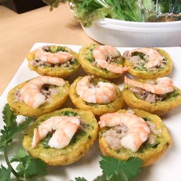 ベトナム風たこ焼きバインコット BNH KHT