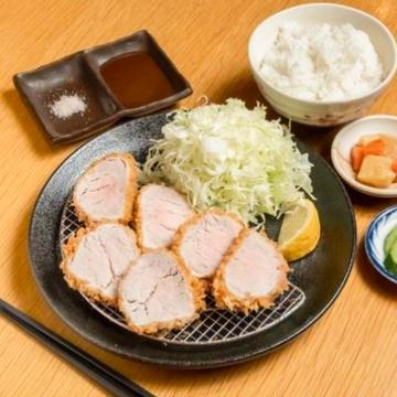 ひれかつ定食 200g【三元豚らっきーとーん】