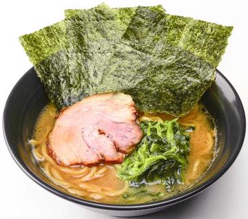 醤油豚骨ラーメン