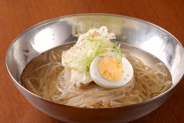 にくまる冷麺