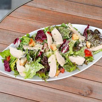 リリー特製シーザーサラダ LILY'S CAESAR SALAD