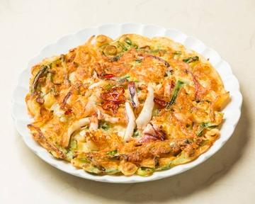 海鮮チヂミ Seafood Korean Pancake