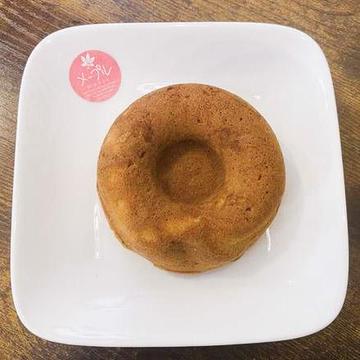 ソイバター、甜菜糖を使用したグルテンフリー焼きドーナツ(メープル)