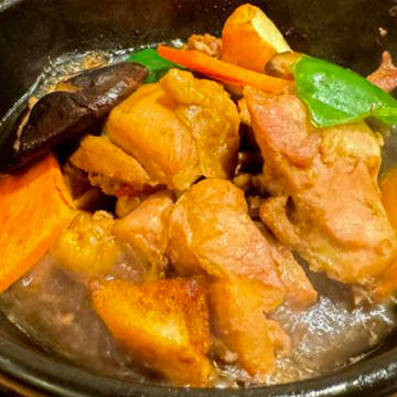 土鍋鶏煮込み定食(骨なし)