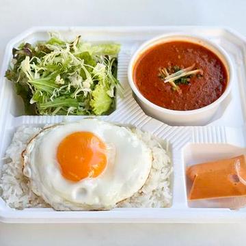 キーマ カレーライス弁当 (Keema Curry Rice Bento Box)