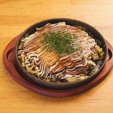 【当店人気No.3】広島風お好み焼き