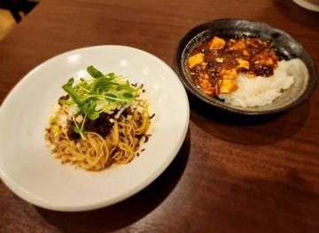 汁無し担々麺とミニ麻婆飯