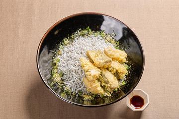 釜揚げしらす白身天丼ご飯大盛り