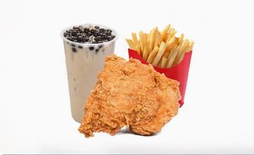 台湾大鶏排+烏龍タピオカミルクティー(M)+黒胡椒ポテト