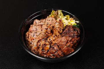 ロース・カルビ・ハラミ弁当 肉増し(1.5 倍盛)
