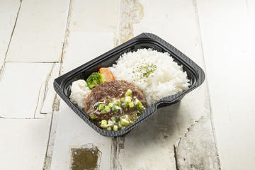 【ネギ塩】こだわりのハンバーグ弁当