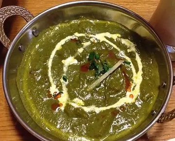 サグチキンカレー[SAG CHICKEN CURRY]