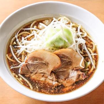 4.吉岡定番 すべて控えめラーメン Yoshioka Special Pork Ramen (Topping Minimum Amount)