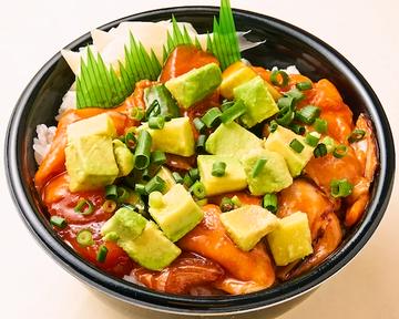 旨辛アボカ丼(110)
