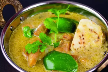 グリーンカレー[GREEN CURRY]