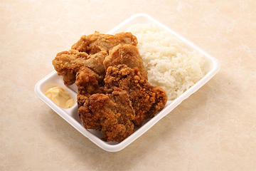 特大唐揚げ弁当 メガあいもり6個(醤油3個+旨塩3個・ごはん大盛)