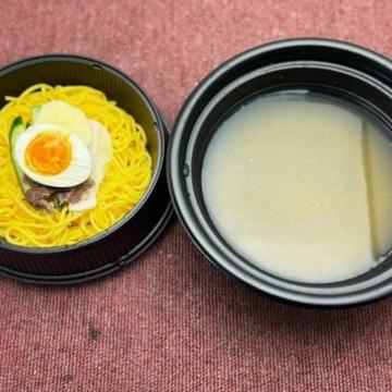 トウモロコシ冷麺