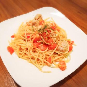 地鶏とフレッシュトマトのスパゲティ(オイルベース)