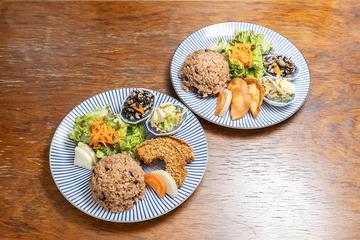 ベジ+ノンベジ食べ比べセット(日替りベジ弁当と日替りノンベジ弁当のセット)