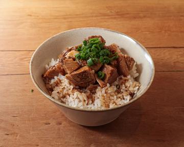 九十九ホロホロチャーシュー丼(大)