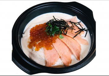 贅沢！サーモンとイクラの親子パスタ！～クリームソース仕立て～