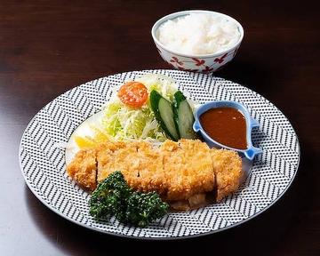 とんかつ デミグラスソース