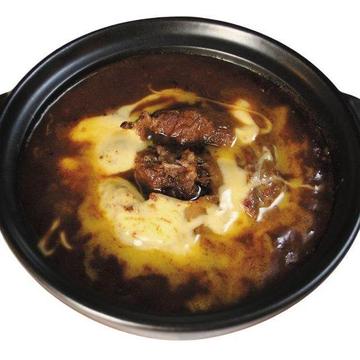 牛すじ煮込みチーズカレー