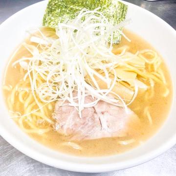 醤油豚骨ラーメン
