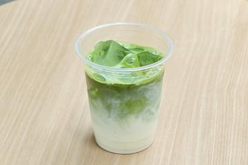 抹茶アイスラテ