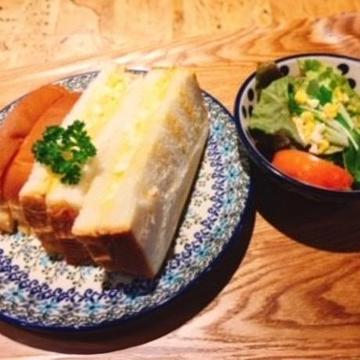 タマゴサンドイッチ