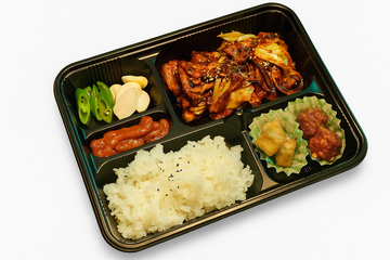 ピリ辛豚炒め定食 Spicy Pork Stir-Fry Set Meal