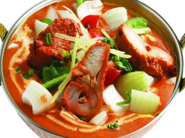 チキンティッカマサラカレー[CHICKEN TIKKA MASALA CURRY]