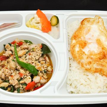 3 ガパオライス弁当