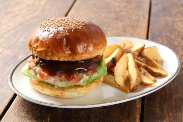 teriyaki burger テリヤキバーガー 【フレンチフライ付】