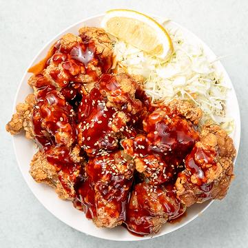 メガ盛りヤンニョムからあげ丼