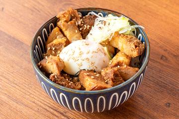 チャーシュー丼