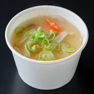 野菜たっぷり豚汁